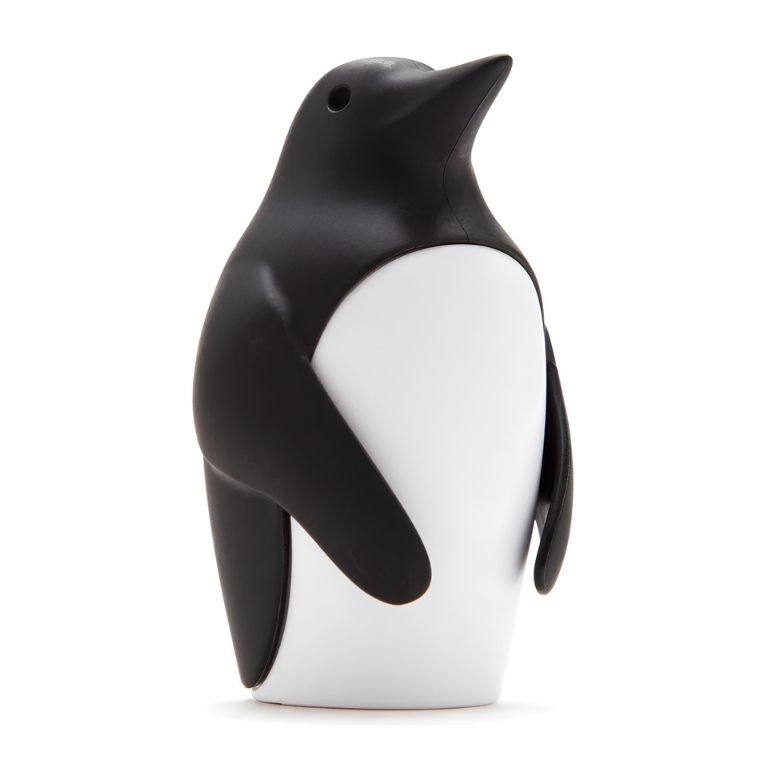 Zwart-witte Chill Bill pinguïn van Monkey Business, een geurabsorbeerder voor in de koelkast