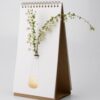 Flip vase gold